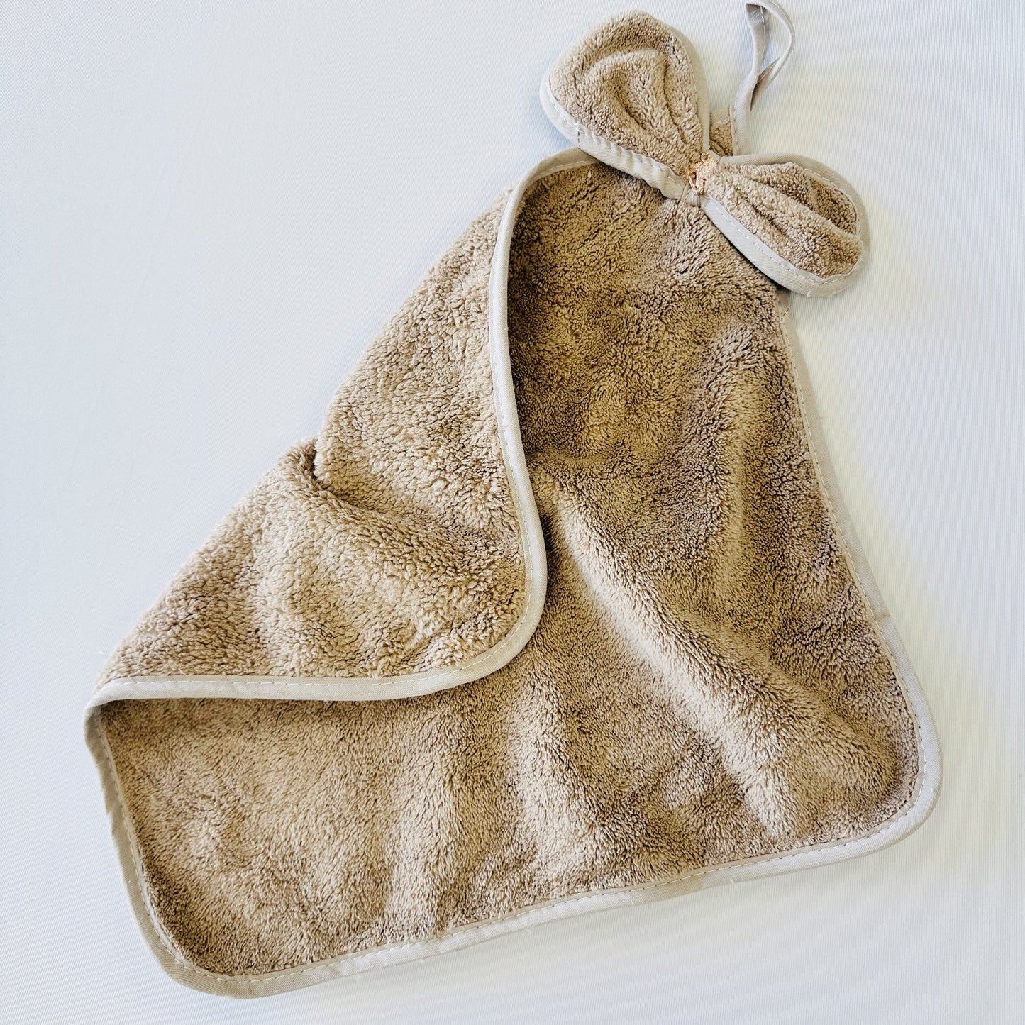 Brilliance & Melrose Figure 8 Skating Towel