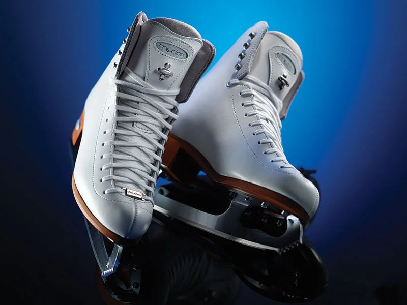 Riedell 25 Motion White Skate Set with Eclipse Vesta Blade