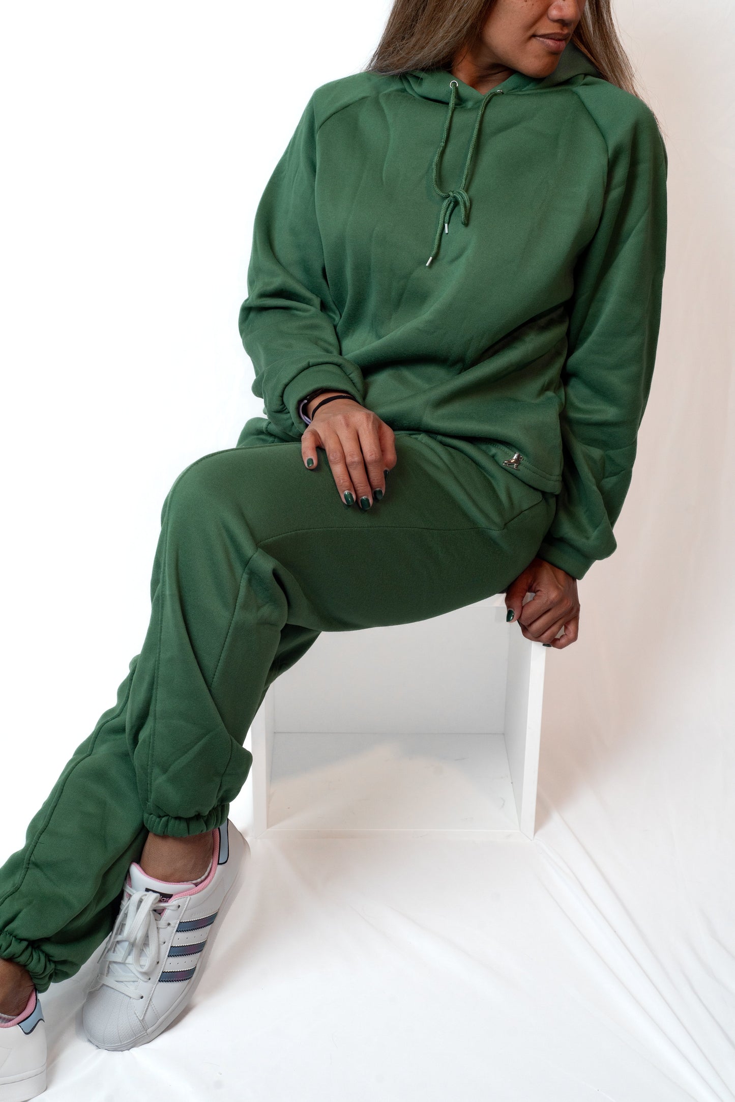 Brilliance & Melrose Evergreen Dreams - The Sweatsuit