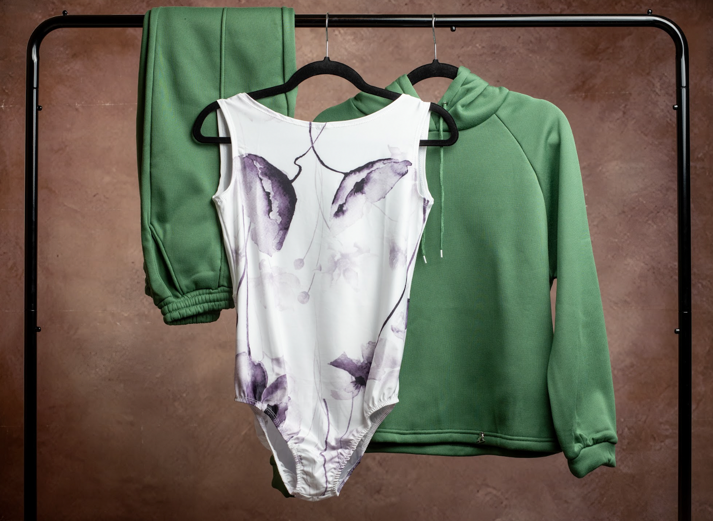 Brilliance & Melrose Evergreen Dreams - The Sweatsuit