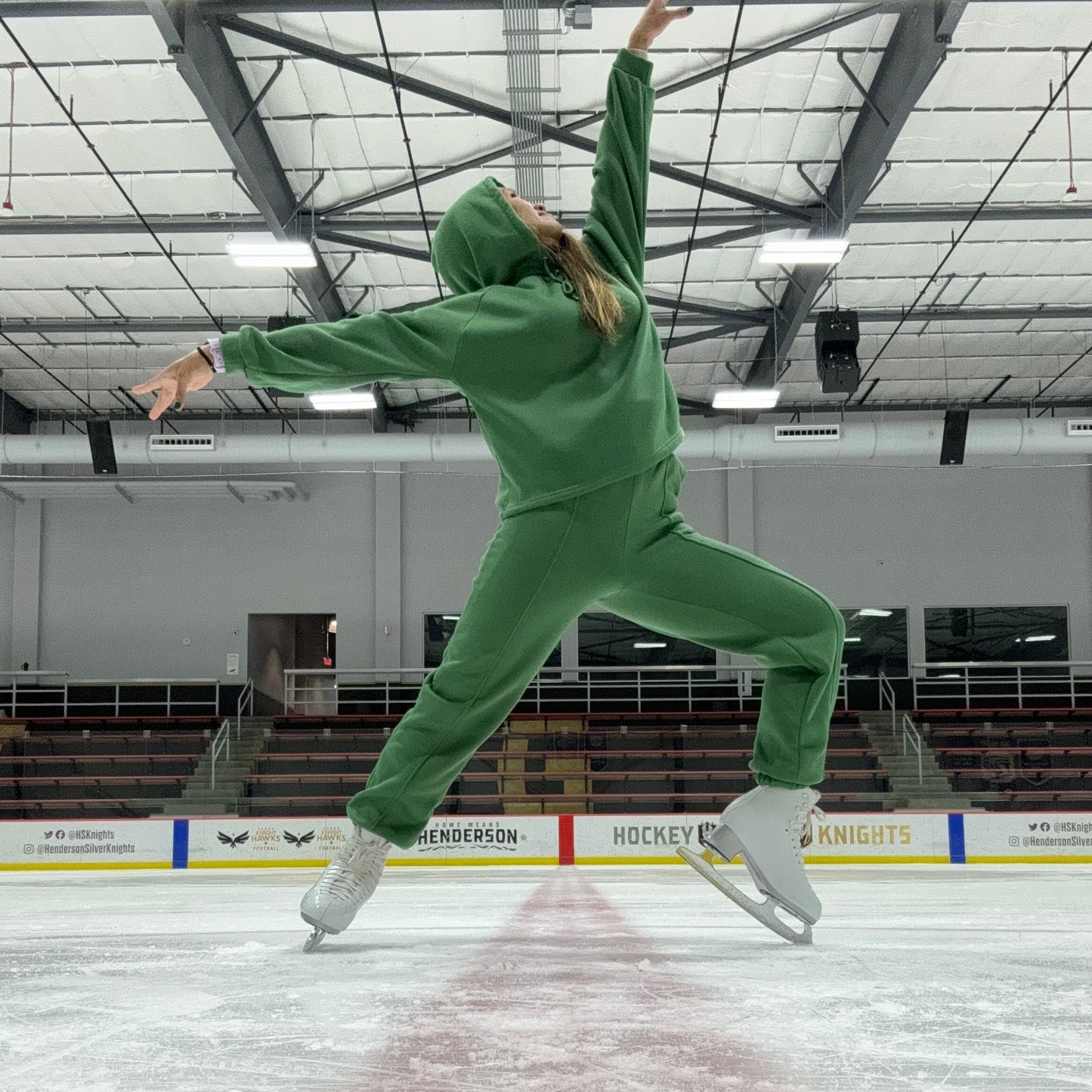 Brilliance & Melrose Evergreen Dreams - The Sweatsuit