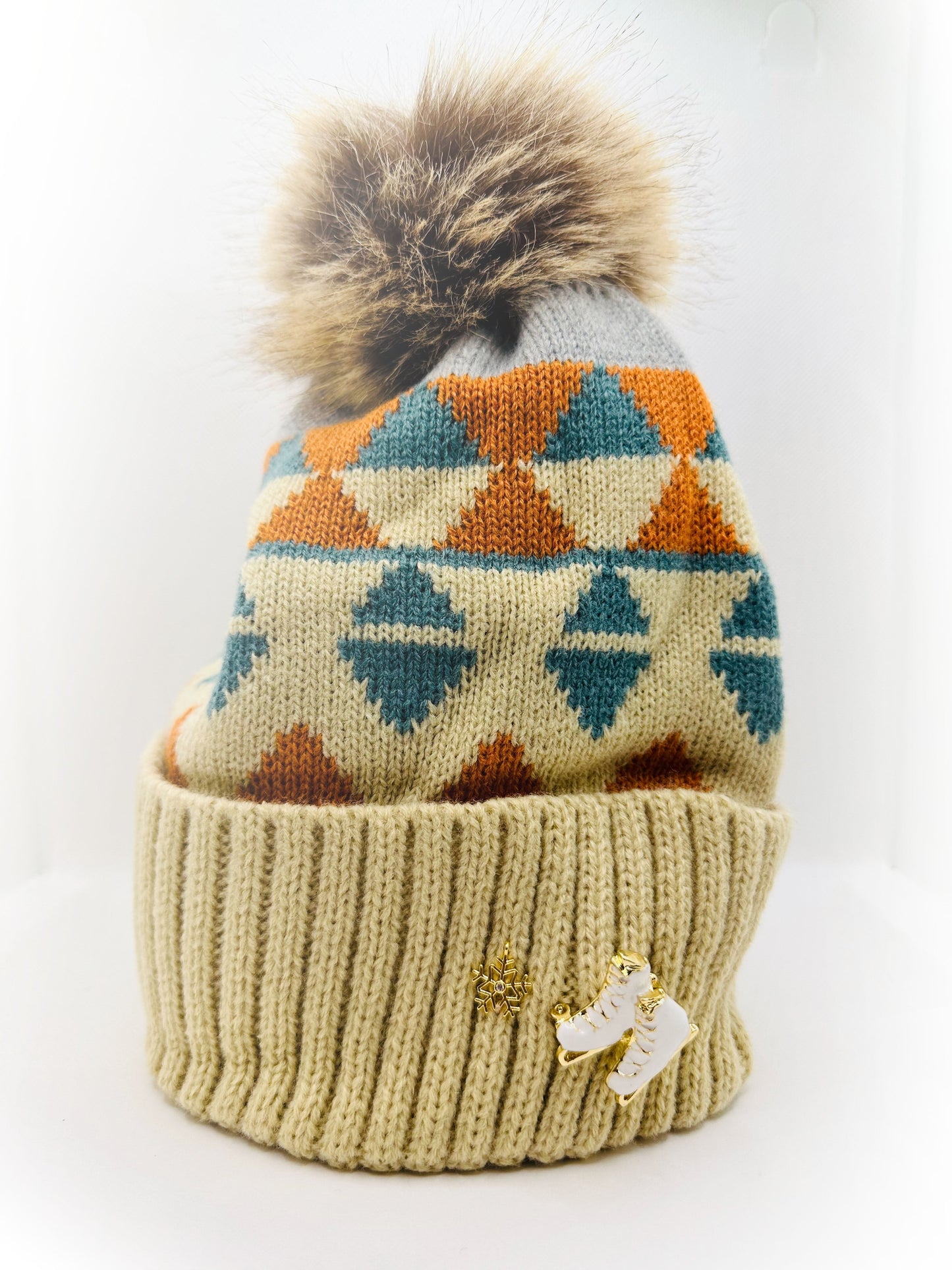 Brilliance & Melrose Ice Skating Counter Hat