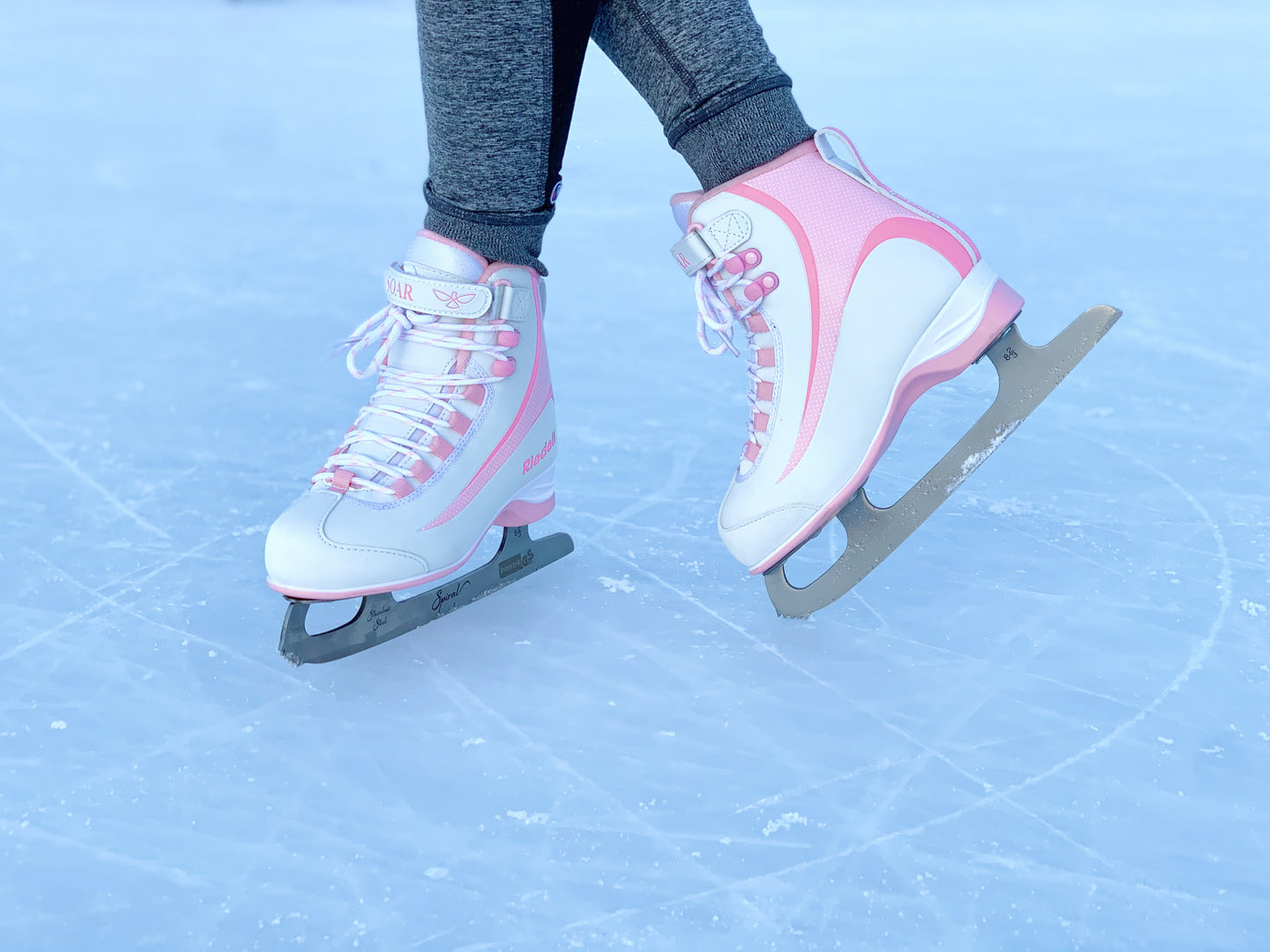 Riedell 615 Soar Pink Junior Size Soft Skate